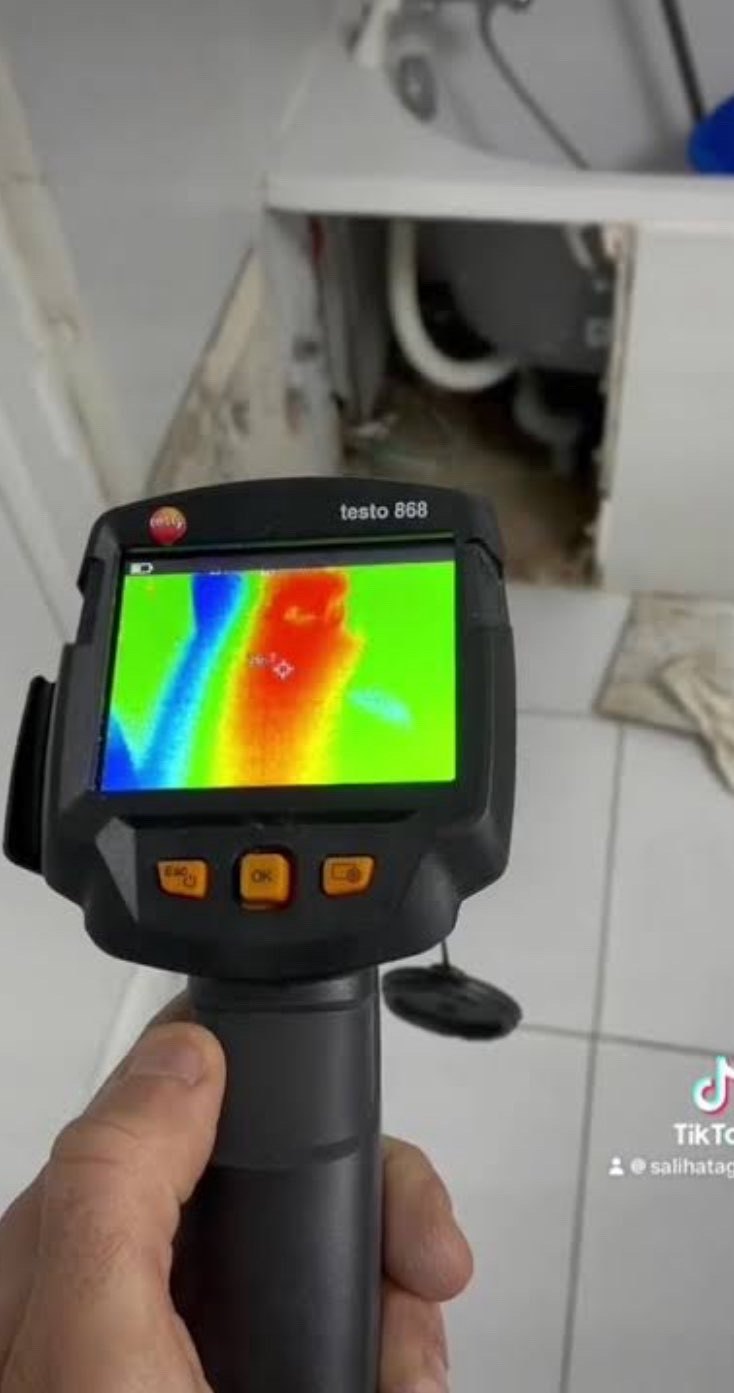 Détection de fuite avec caméra thermique dans une salle d'eau